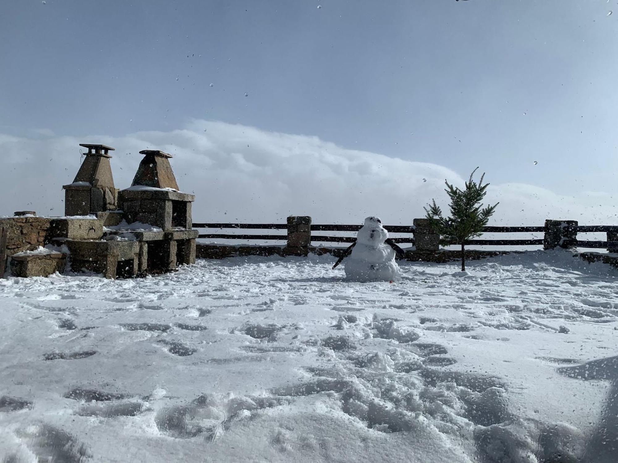 Mountain Chalet 科维良 外观 照片